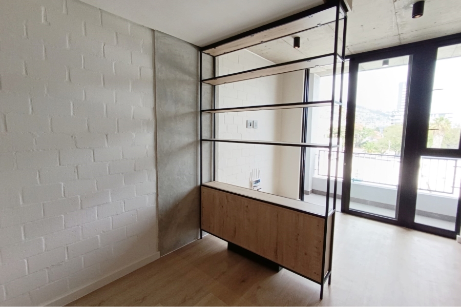 0 Bedroom Property for Sale in Sea Point Western Cape